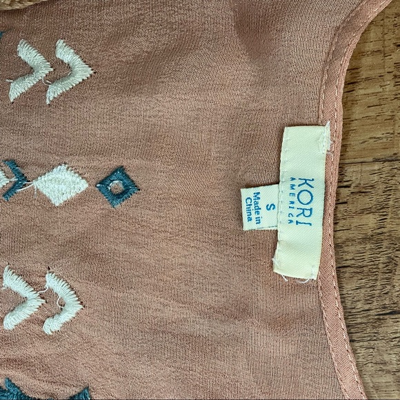 Kori light pink and blue Aztec inspired fringe vest - Picture 12 of 12